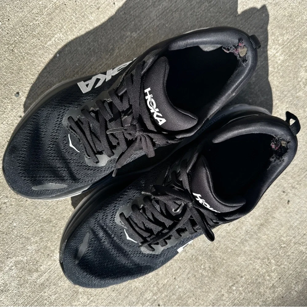 Hoka Bondi 8 Black and White Men's Shoes - Size 11